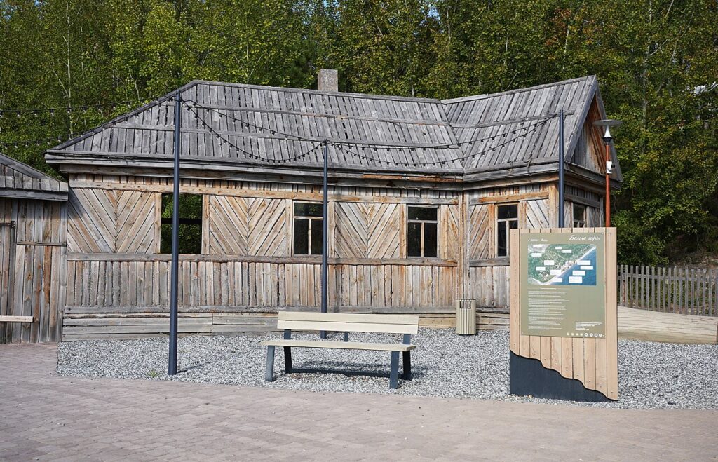 Городок кинодекораций «Семрук» в Лаишевском районе