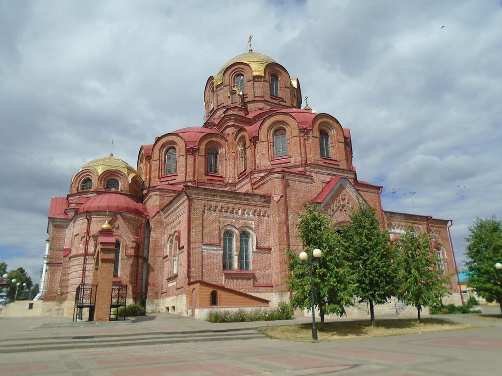 Софийский собор, Троицкий монастырь. Лаишево, ул. Чернышевского, д. 24.